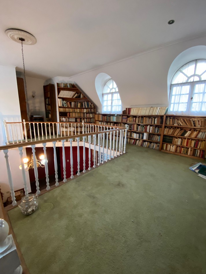 Santa Fe y Cervantes. INCREIBLE CASA EN VENTA