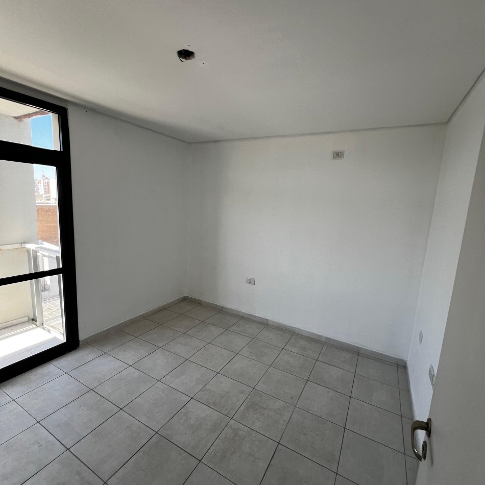 ALQUILER. Laprida y Santiago del estero