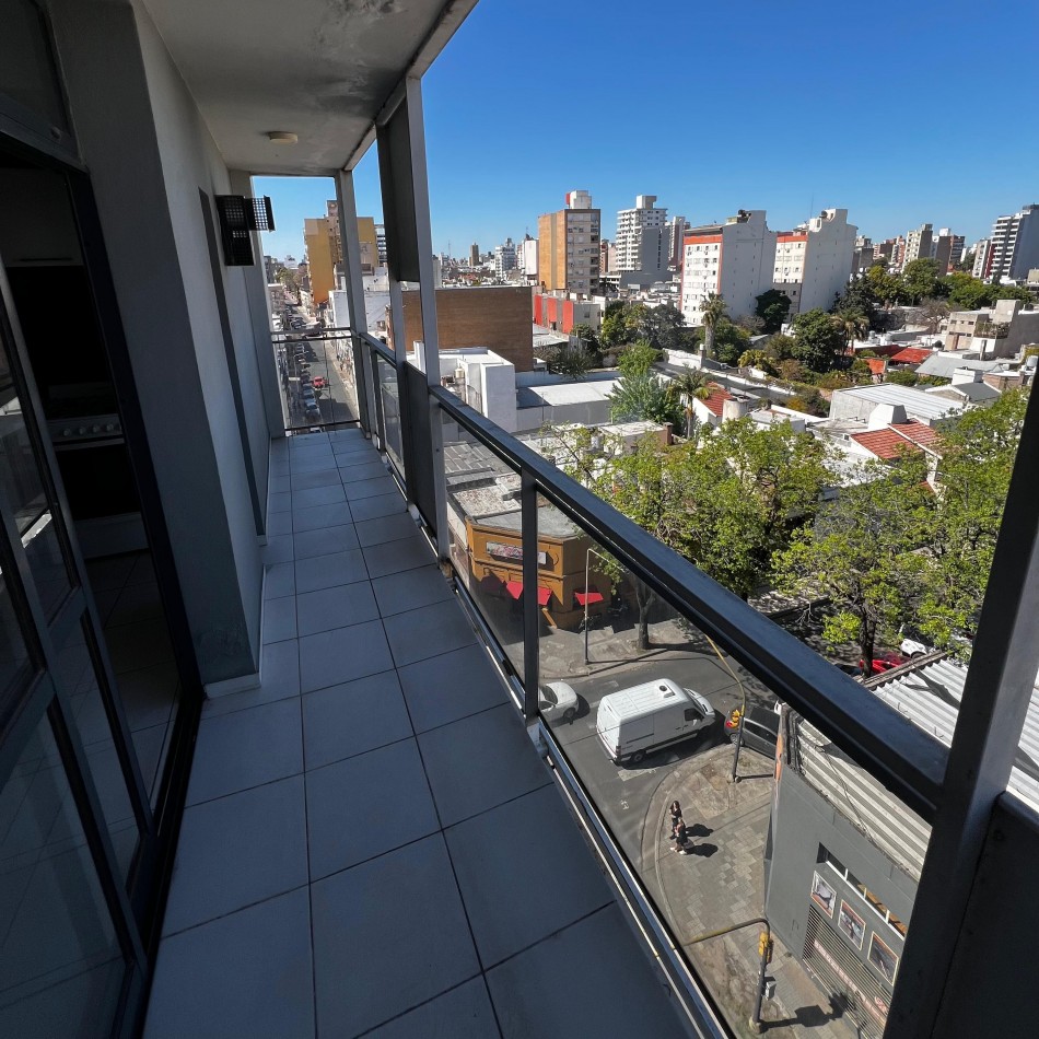 ALQUILER. Laprida y Santiago del estero