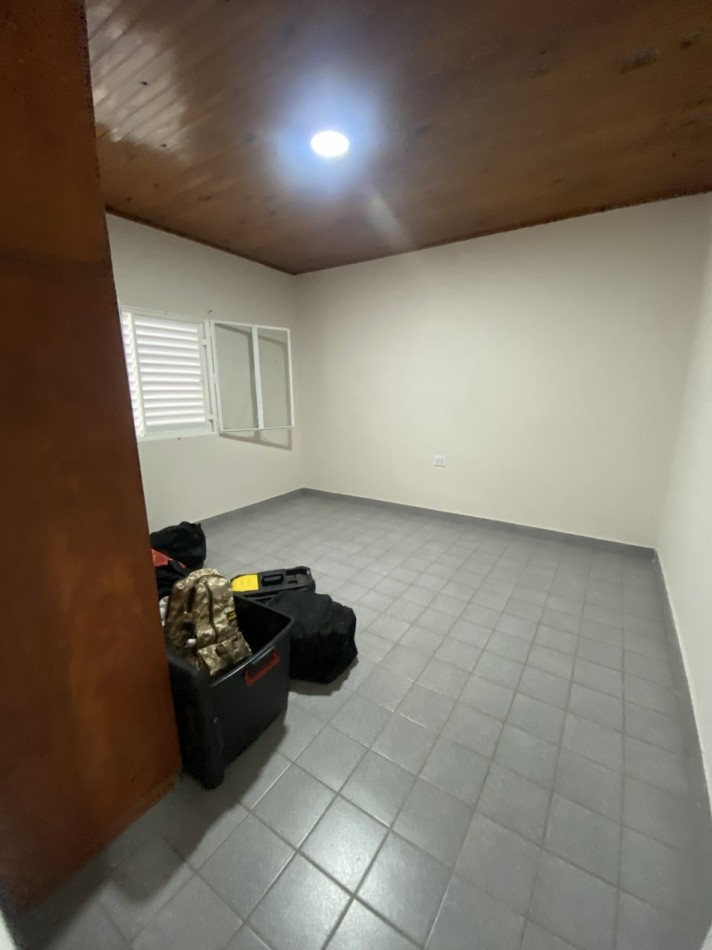 OPORTUNIDAD. Casa + departamento