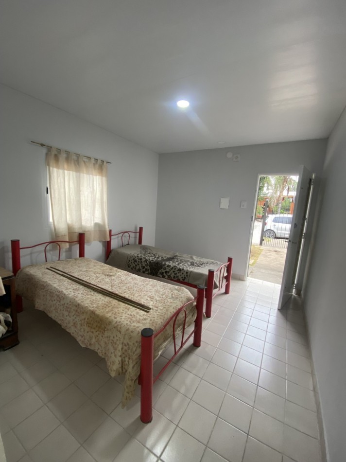 OPORTUNIDAD. Casa + departamento