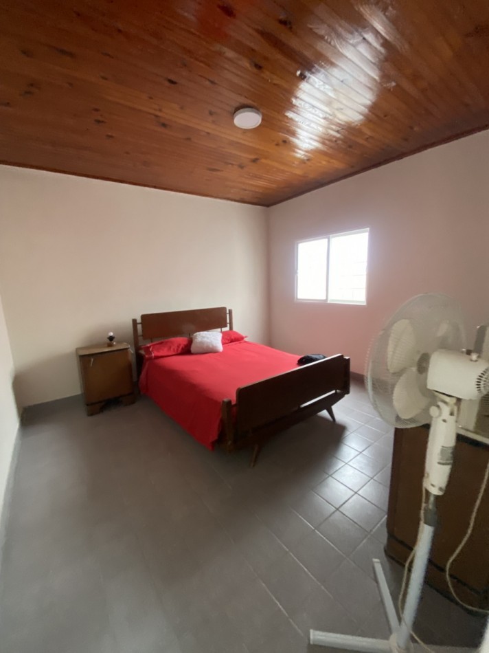 OPORTUNIDAD. Casa + departamento