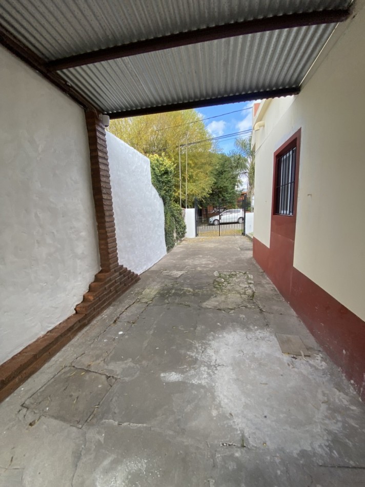 OPORTUNIDAD. Casa + departamento IDEAL RENTA!!!