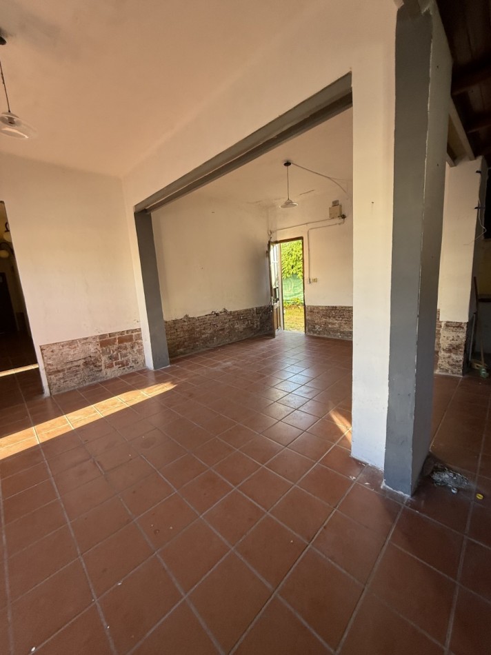 ¡En venta! Amplia casa ideal inversores