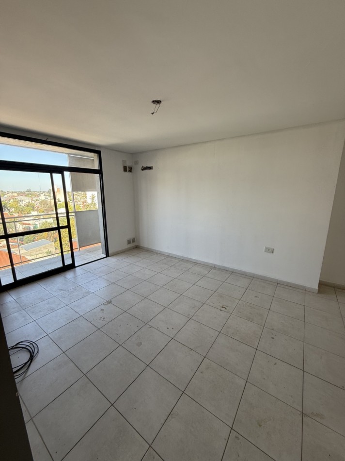 ALQUILER. Laprida y Santiago del estero