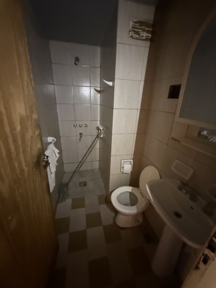 Lomas del Mirador 1. Dpto 3 dorm + local comercial 