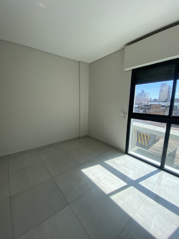 Peru 181 1 dormitorio con cochera