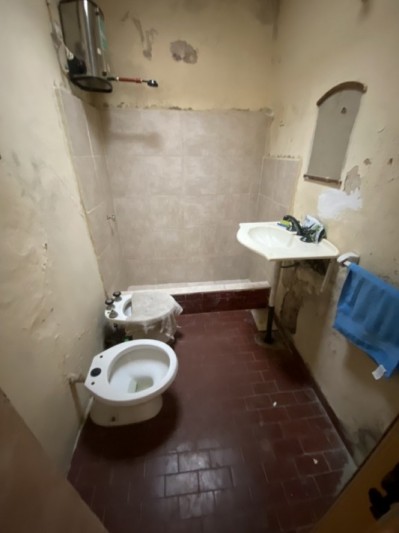 OPORTUNIDAD. Casa + departamento
