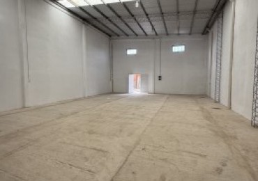 Galpon zona Santos Dominguez y Artigas 